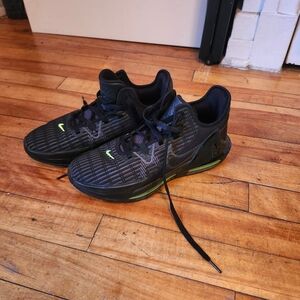 Nike Black and Neon Green Athletic Shoes